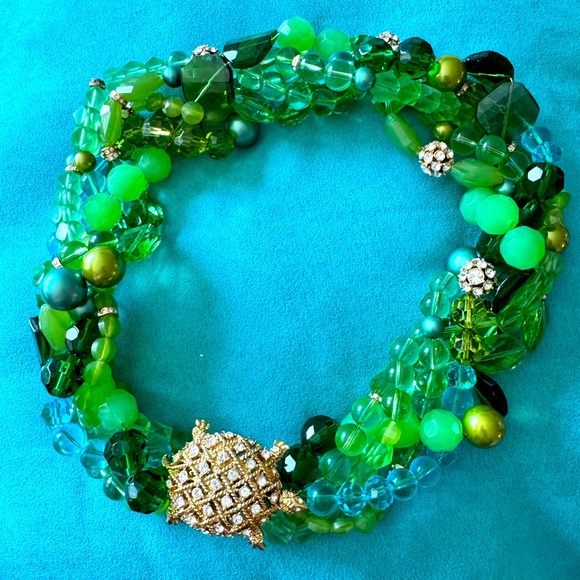 Meet the Posher Other - Meet your Posher, Athina